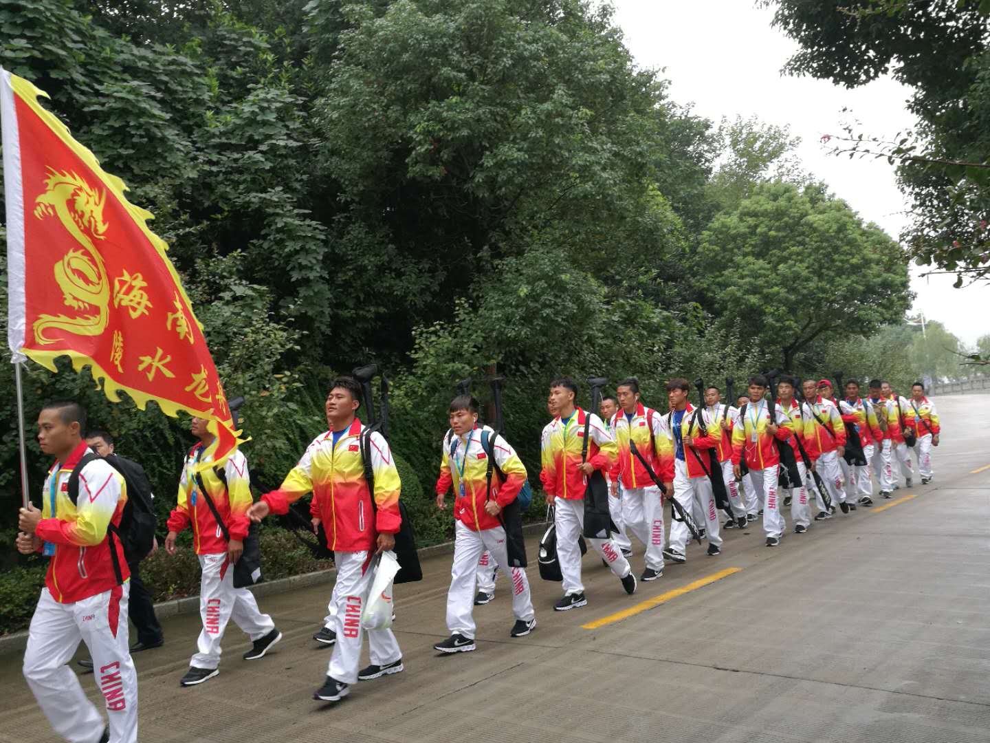 三次“揭竿”而起終獲全國(guó)前八 陵水龍舟隊(duì)蛻變記