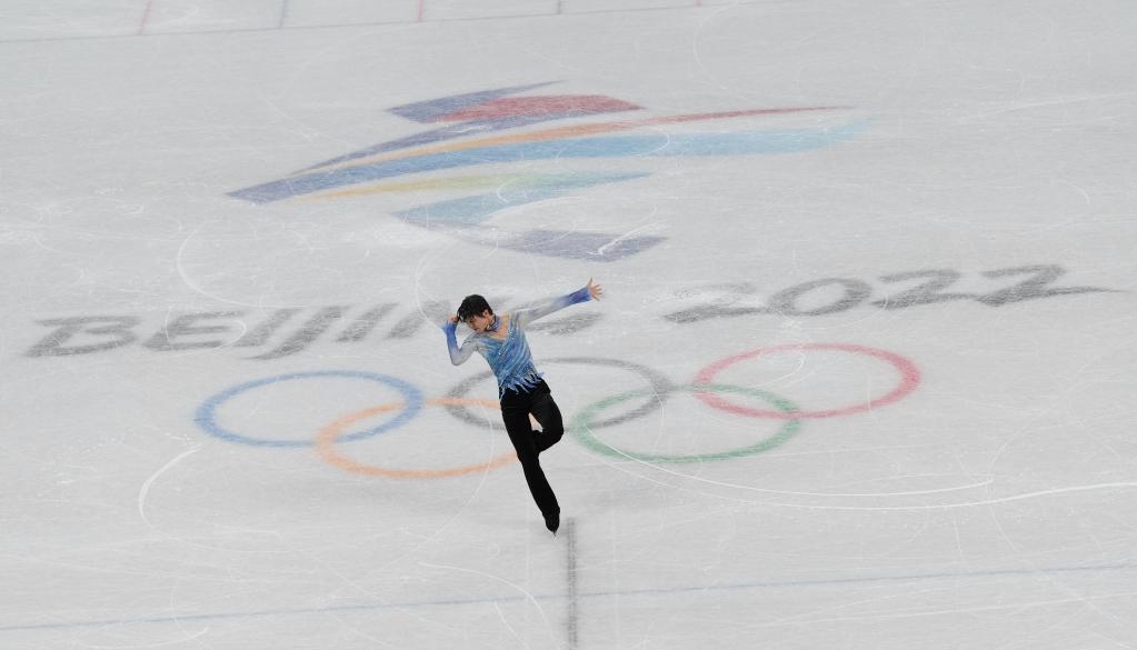 “冰上傳奇”羽生結(jié)弦無(wú)緣三連冠