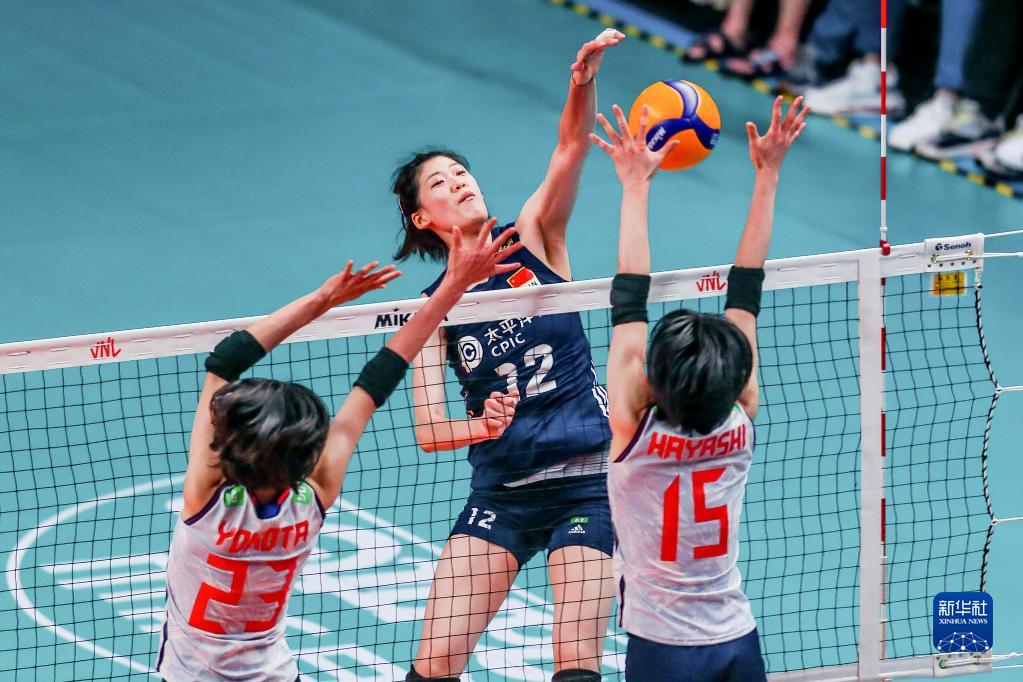 中國女排1:3不敵日本女排