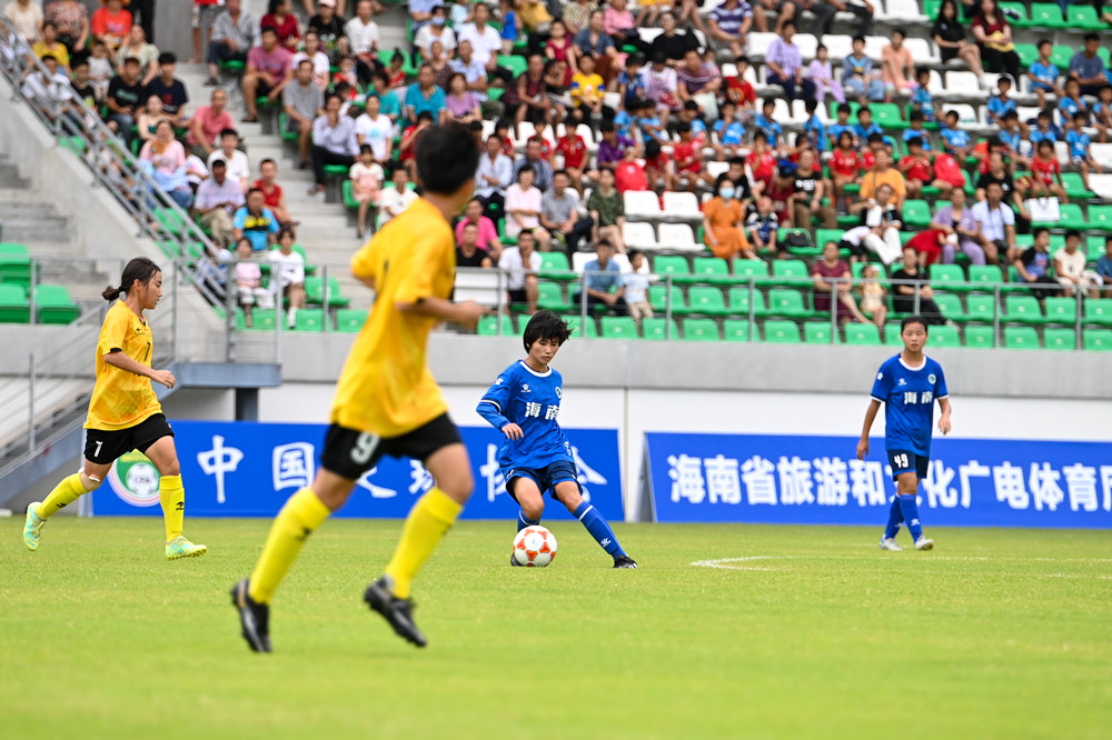 海南瓊中女足暫居小組第二！ 2023年“海南·瓊中杯”全國青少年女子足球邀請賽精彩繼續(xù)